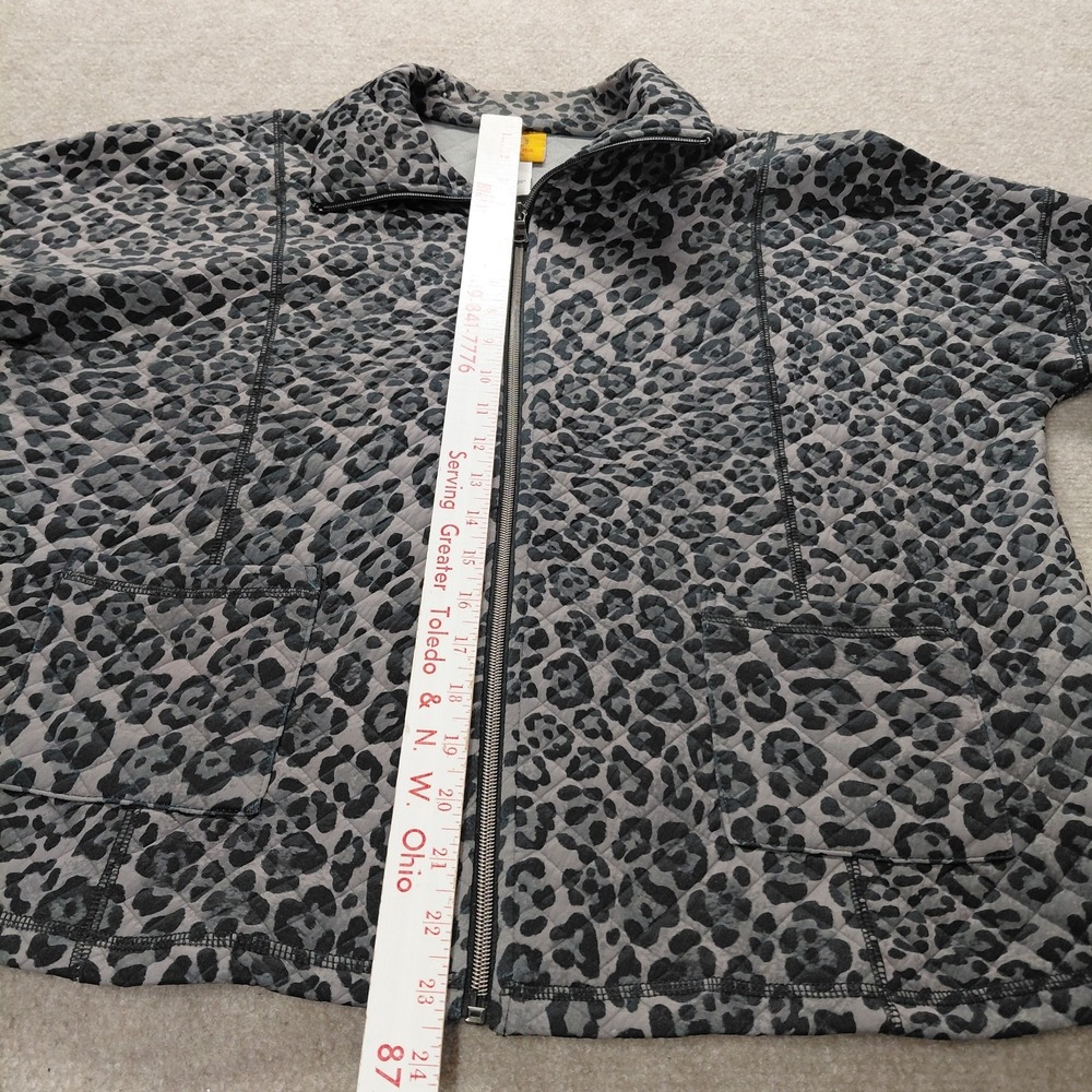 Ruby Rd. Petite Quilted Black Animal Print Full Zip Pocket Shirt Jacket LARGE - Picture 3 of 10